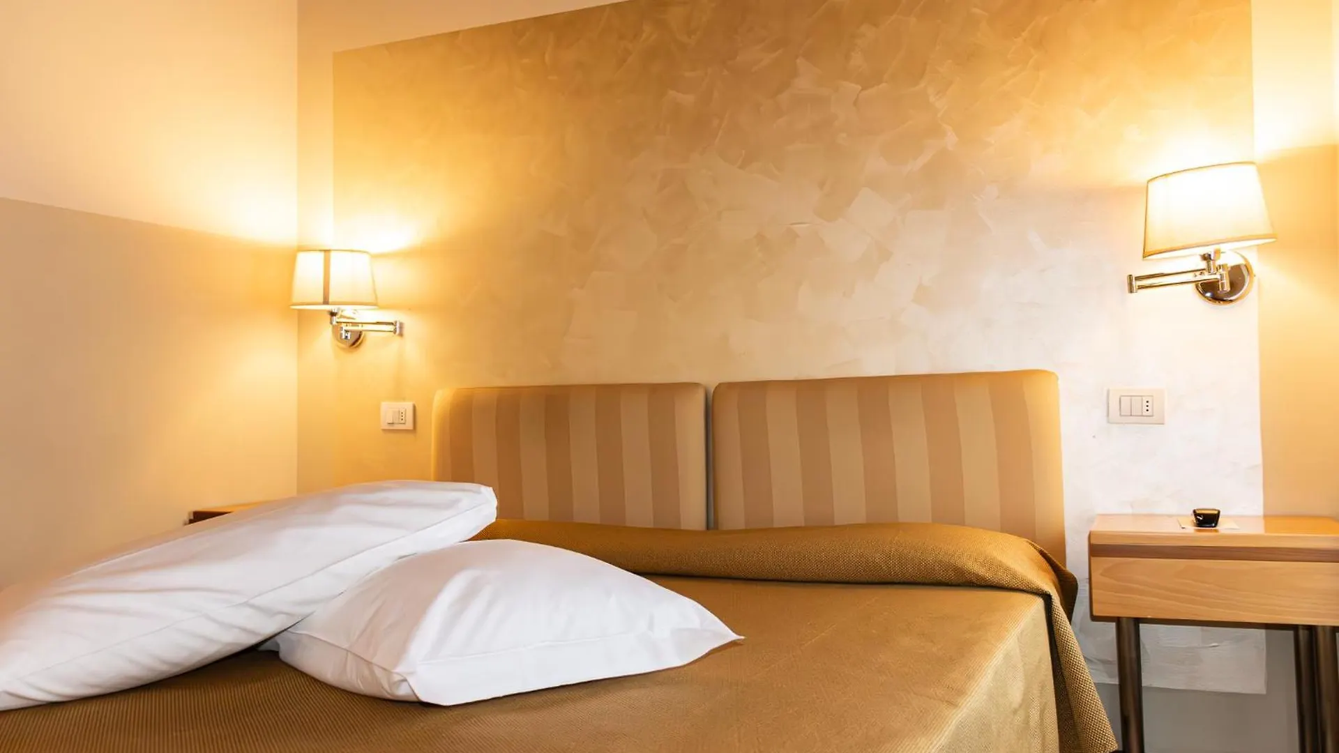 Hotel Dependance Silvestro Garda